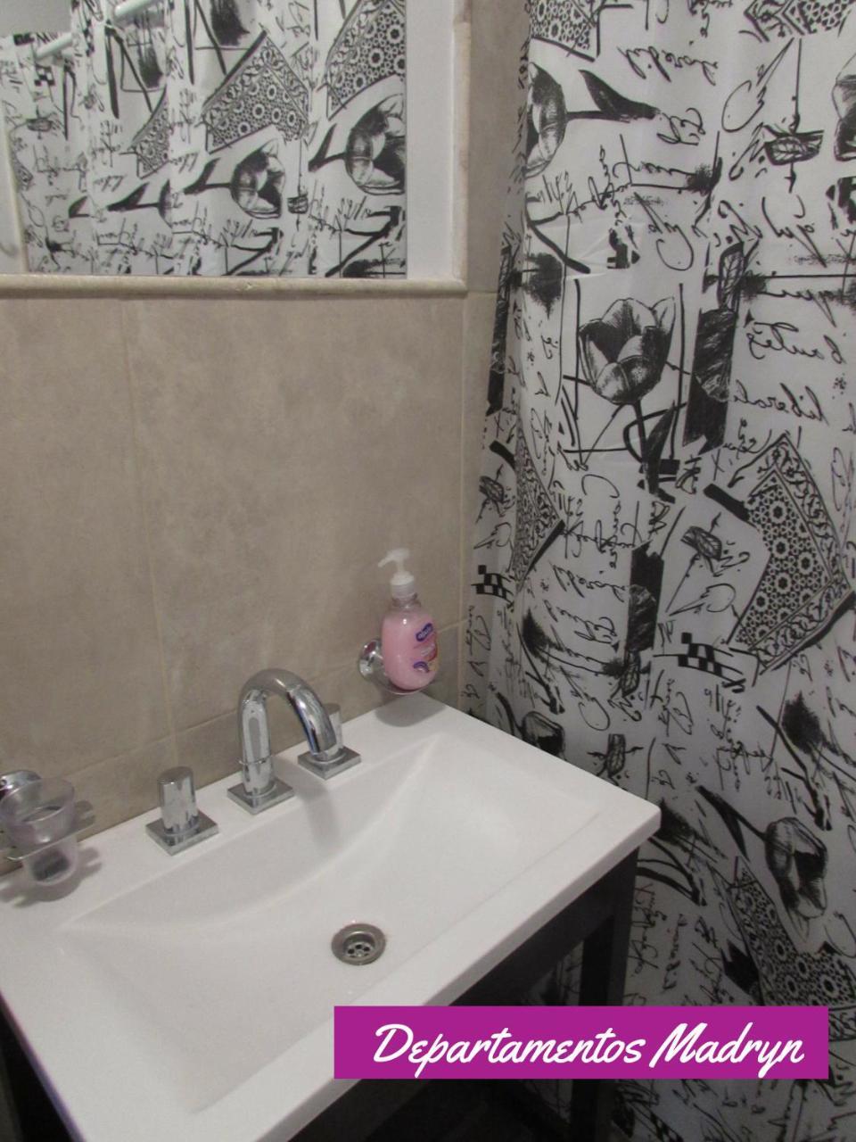 Madryn - Roca Apartment Puerto Madryn